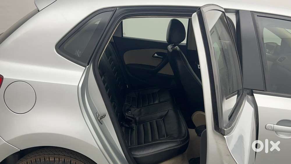 Volkswagen Polo Petrol Highline 1.2l, 2016, Petrol