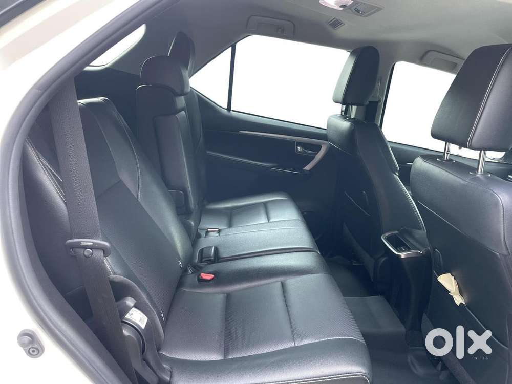 Toyota Fortuner 3.0 4x4 Manual, 2024, Diesel