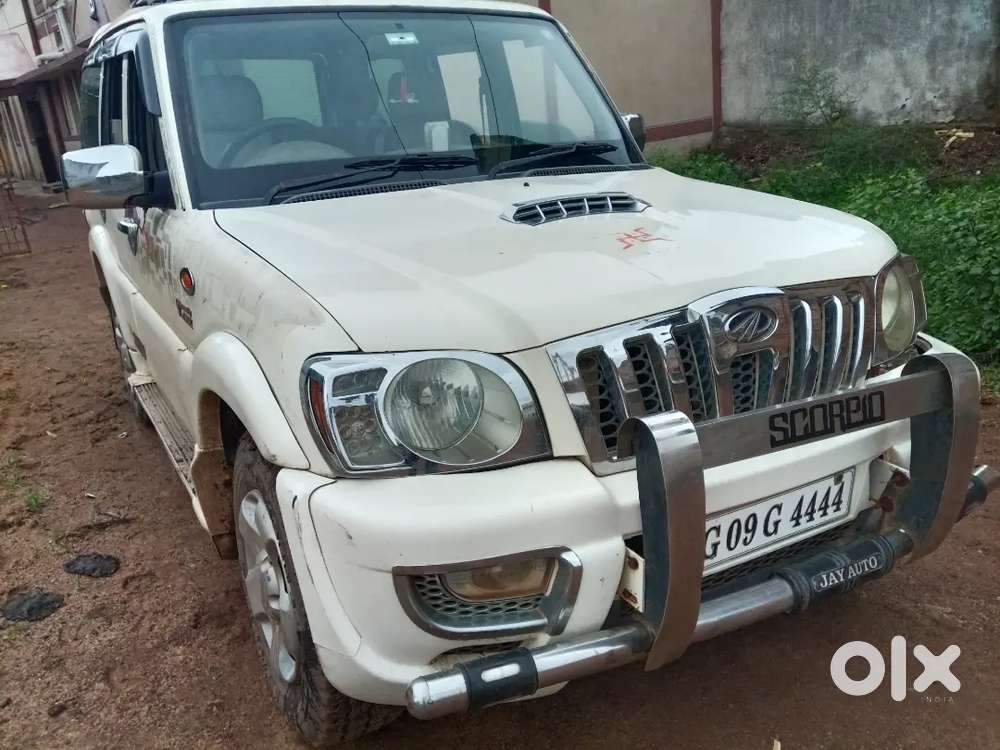 Mahindra Scorpio 2012 Diesel Manual Third Owner
