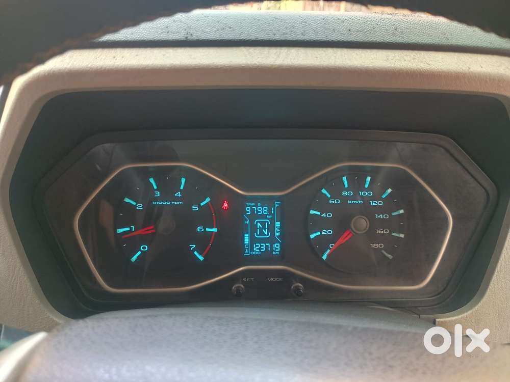 Mahindra Scorpio S10, 2014, Diesel
