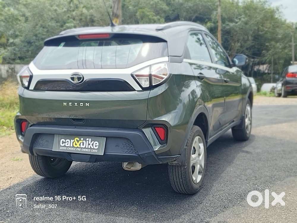 Tata Nexon 1.2 Revotron Xm (s), 2023, Petrol