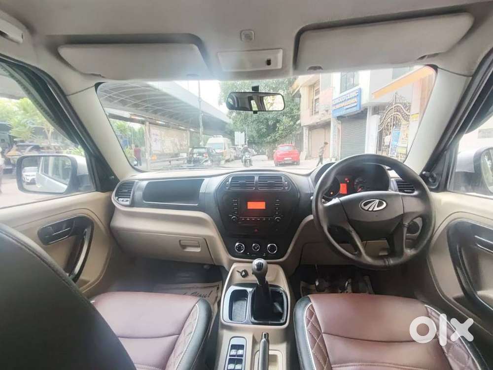 Mahindra Tuv 300 T6, 2017, Diesel