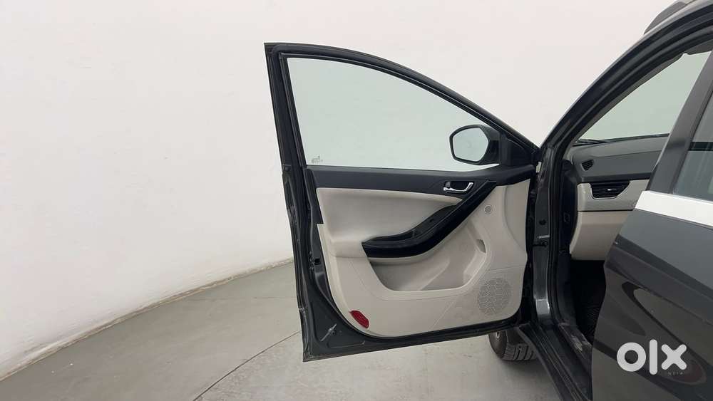 Tata Nexon 1.5 Revotorq Xza Plus S Amt, 2021, Petrol