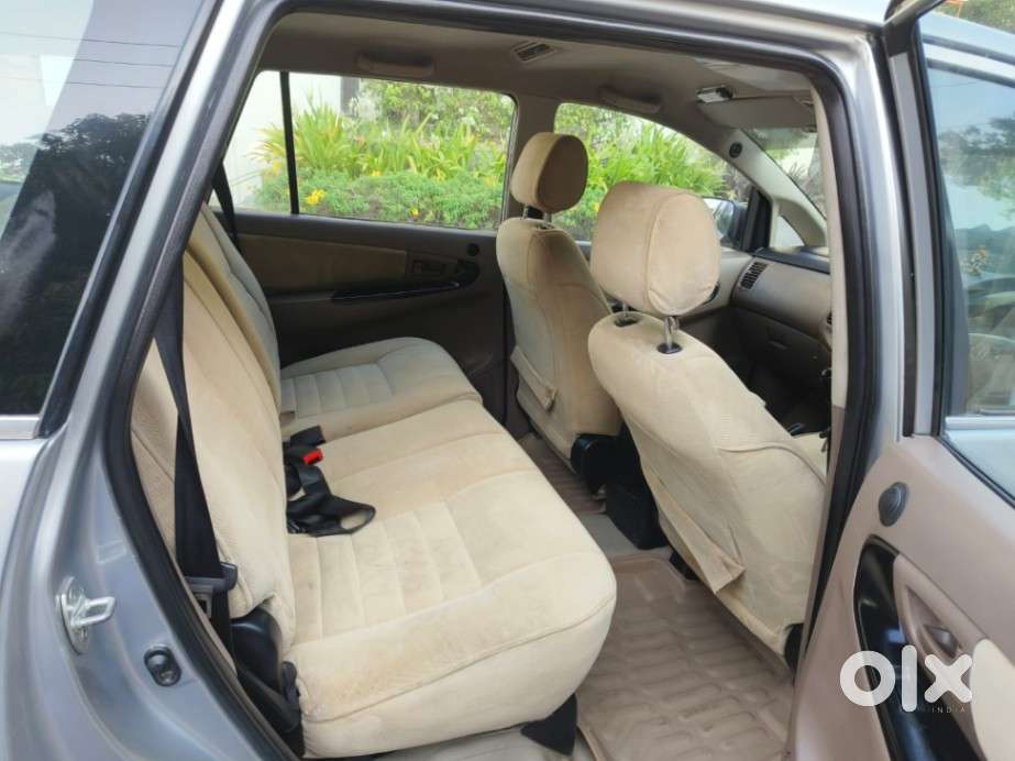 Toyota Innova 2.5 Gx 7 Str Bs-iii, 2015, Diesel