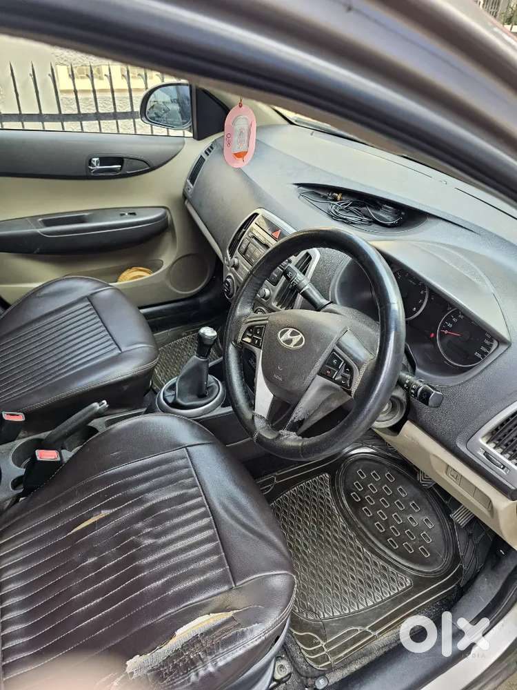 Hyundai I20 Sportz Petrol 2013