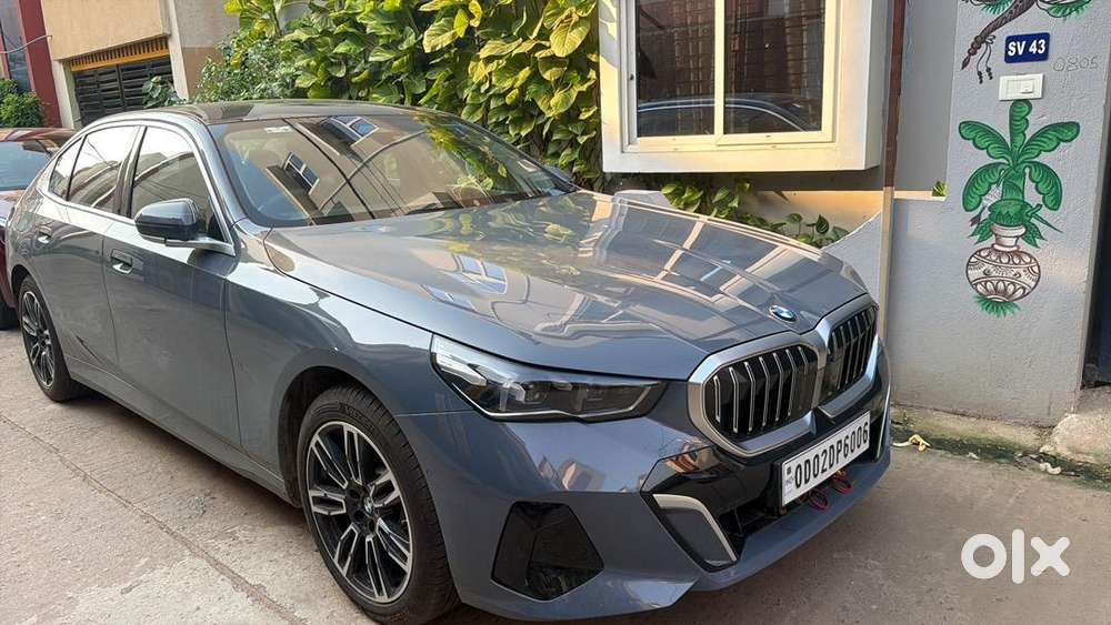 Doctor Driven 5 Series Lounge Edition