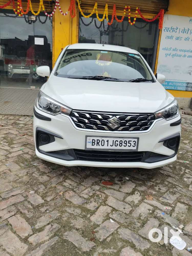 Maruti Suzuki Ertiga Vxi 2025