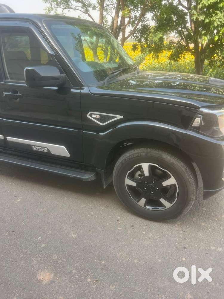 Mahindra Scorpio Classic 2026 Diesel Well Maintained