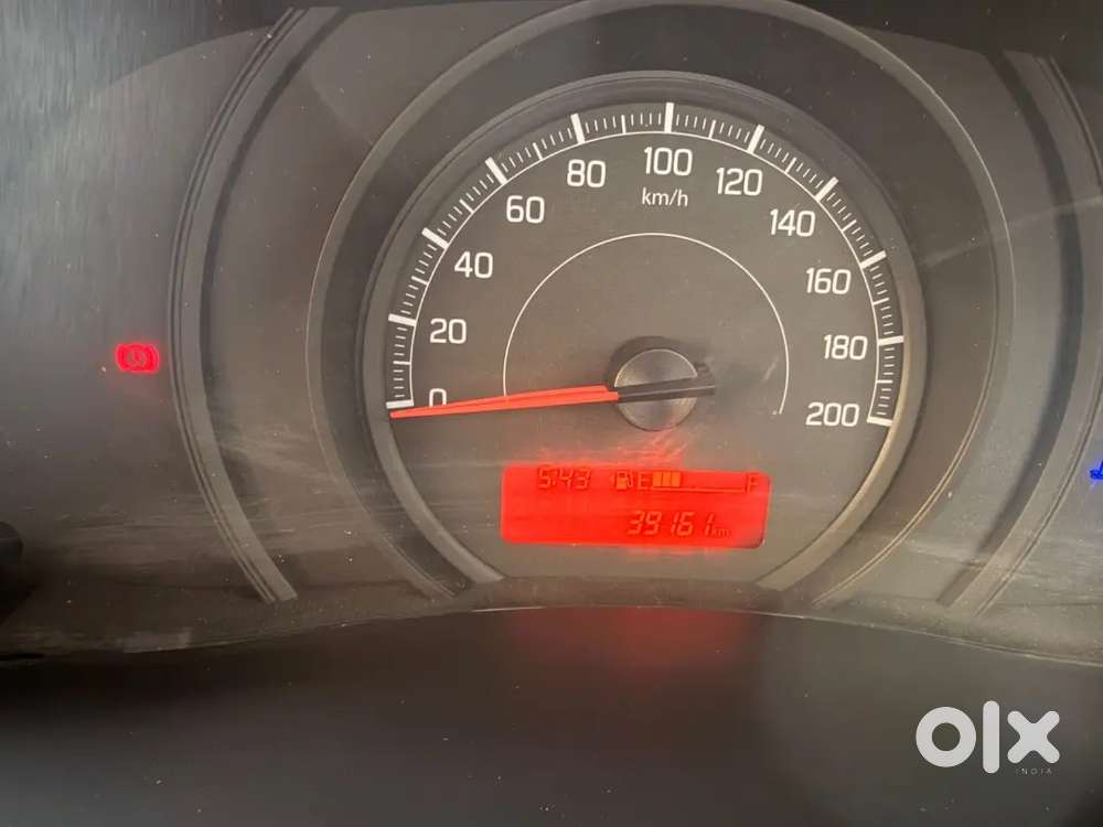 Maruti Suzuki Swift 2022 Petrol 39000 Km Driven