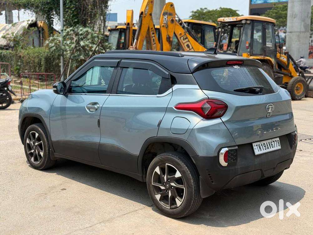 Tata Punch Creative Dual Tone Mt Sunroof, 2023, Diesel