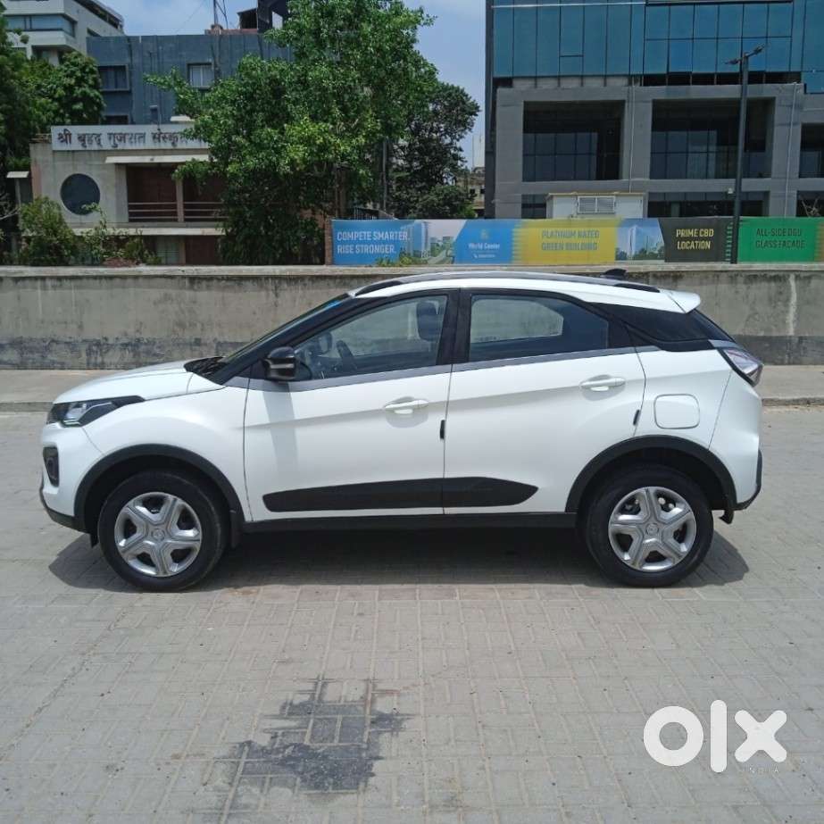 Tata Nexon 1.2 Revotron Xz, 2022, Petrol