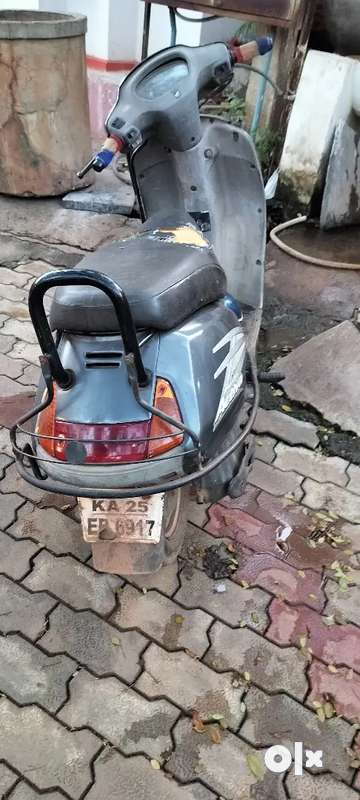 Activa best sale old olx