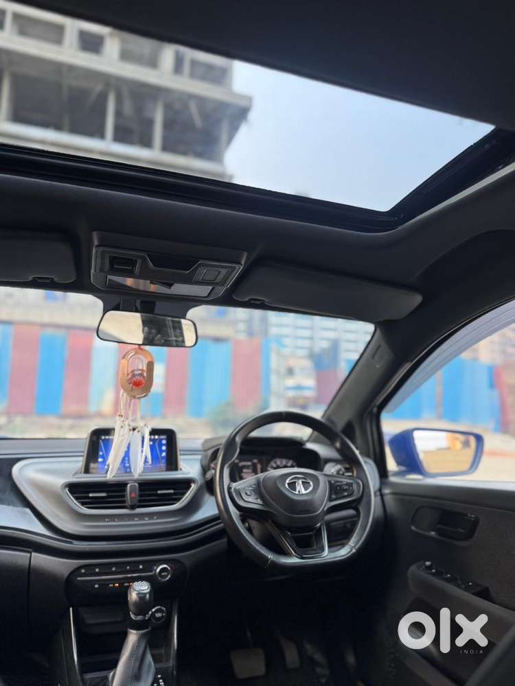 Tata Altroz Xz Plus (s), 2023, Petrol