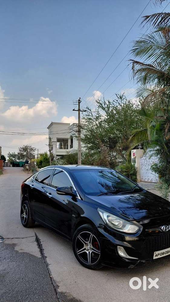 Hyundai Fluidic Verna 2013 Diesel Well Maintained