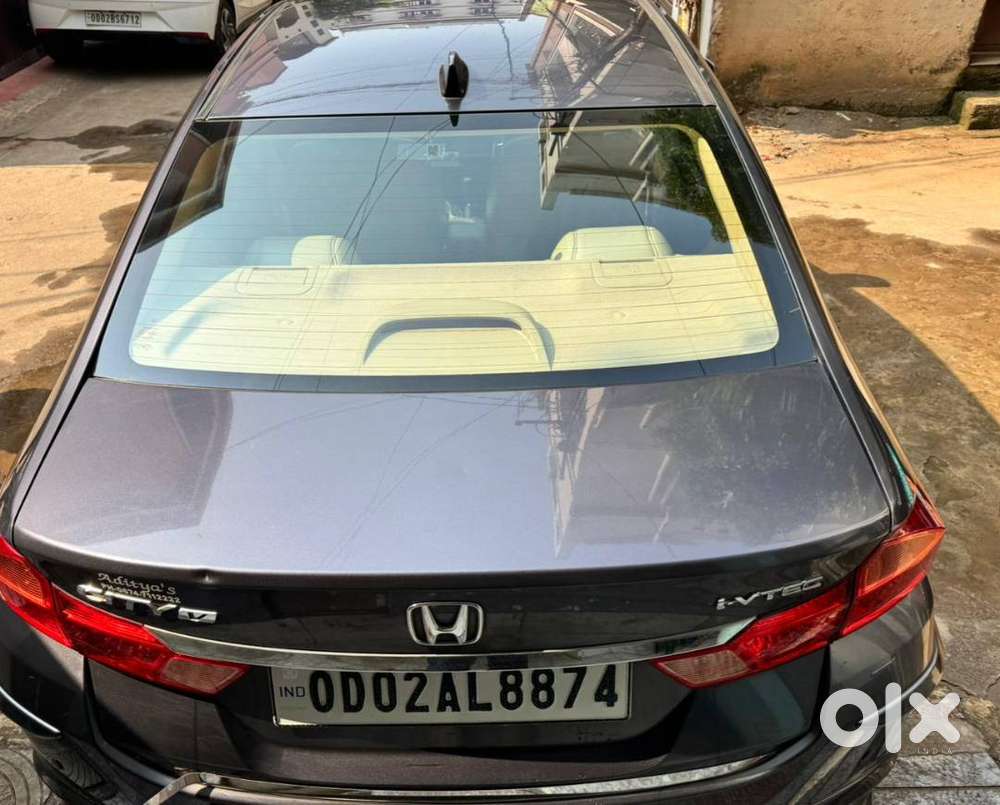 Honda City V Petrol (mt) (2017) Up For Sale. Self Driven & Maintained.