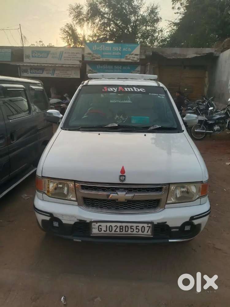 Chevrolet Tavera 2012 Diesel Well Maintained