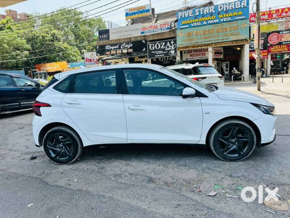 Hyundai New I20 1.2 Sportz Ivt, 2022, Petrol
