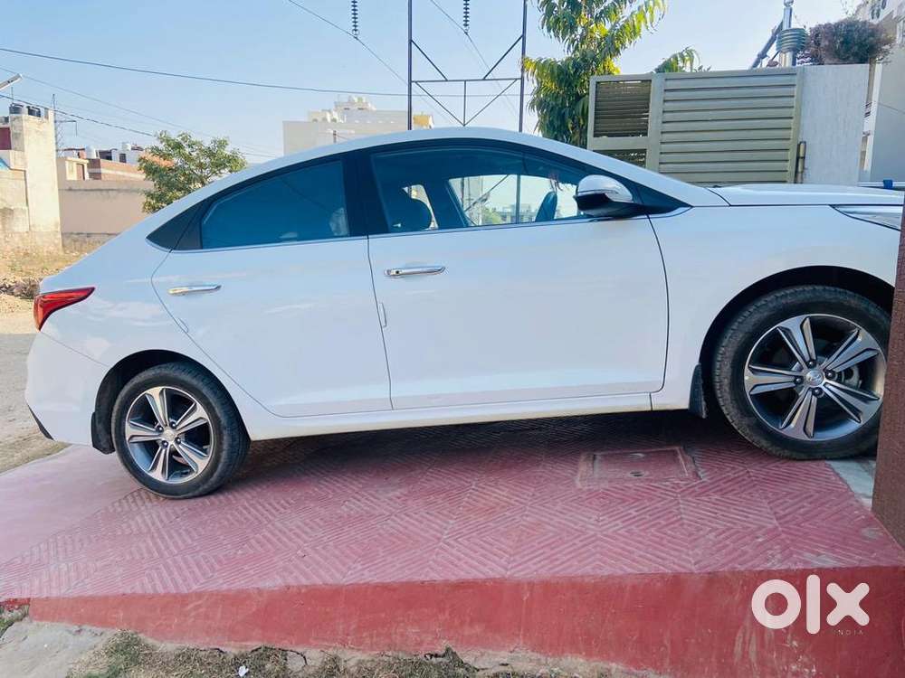 Hyundai Verna Petrol 39800 Km Driven