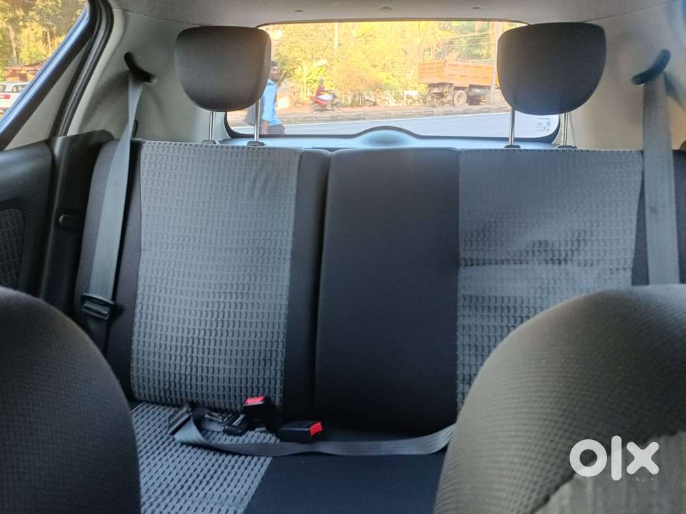 Maruti Suzuki Ritz Vxi, 2014, Petrol