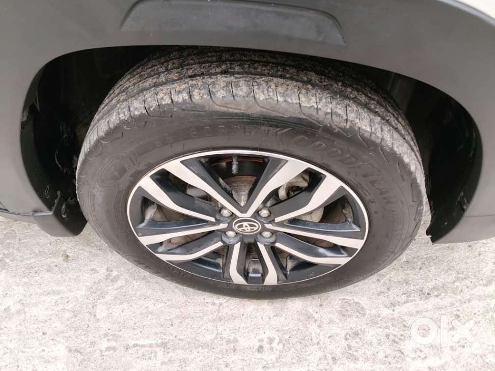 Toyota Urban Cruiser Taisor V 1.0 Petrol Mt, 2024, Petrol
