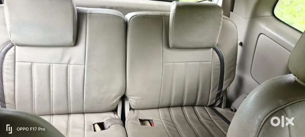 Toyota Innova 2012 Diesel 105000 Km Driven