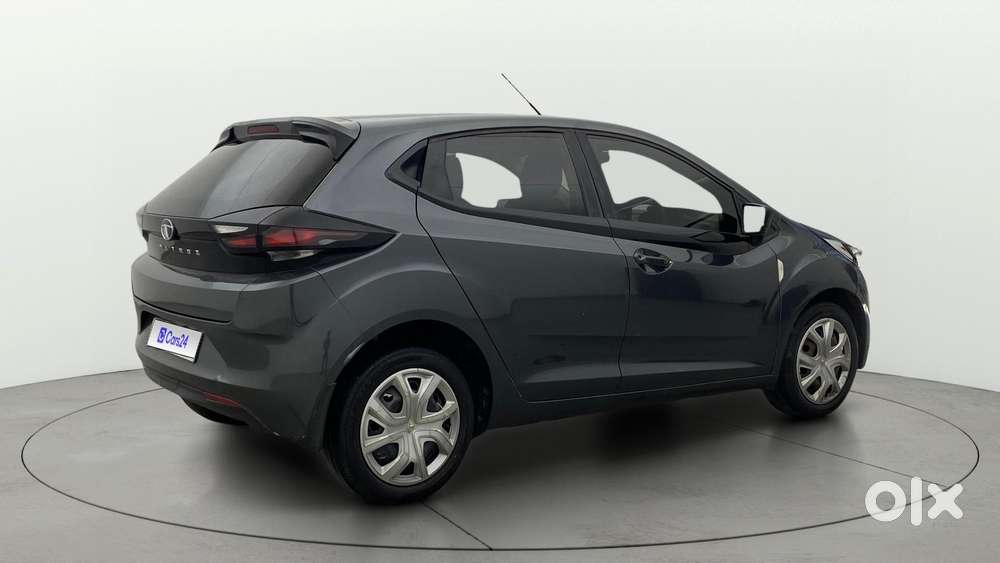 Tata Altroz 1.2 Xm Plus, 2022, Petrol