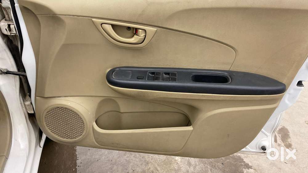 Honda Amaze E I-vtec, 2017, Petrol