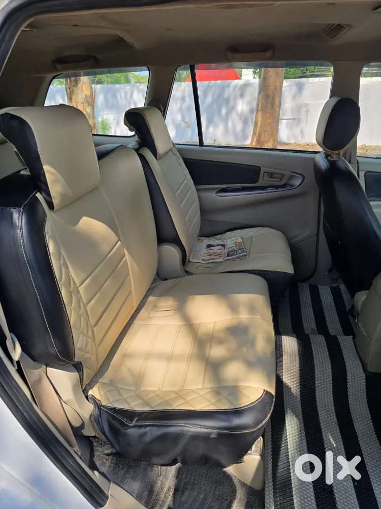 Toyota Innova 2.5 Ev 2013