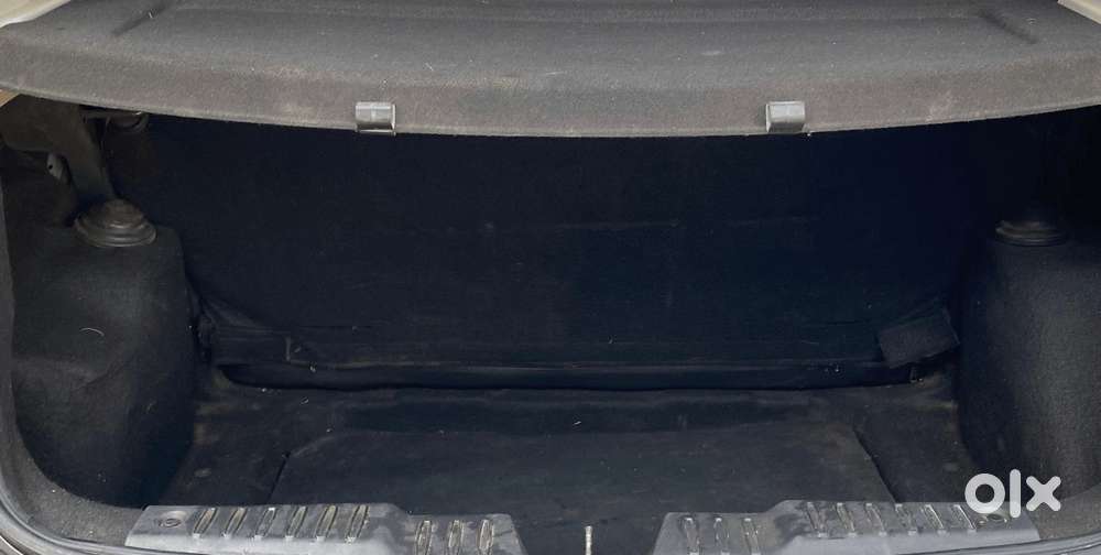 Tata Altroz Xz, 2022, Petrol