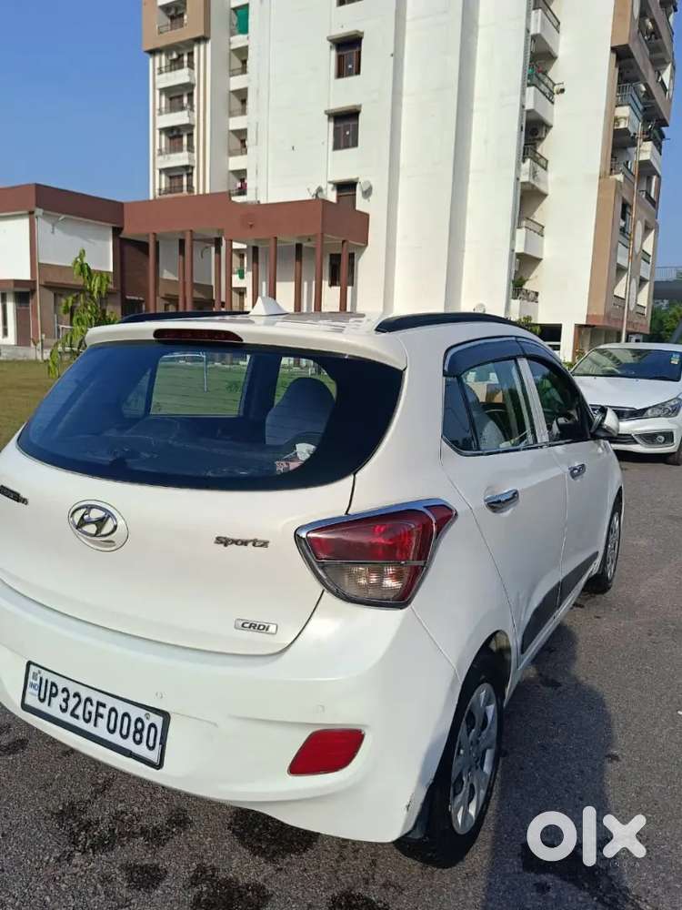 Hyundai Grand I10 Sportz 2015