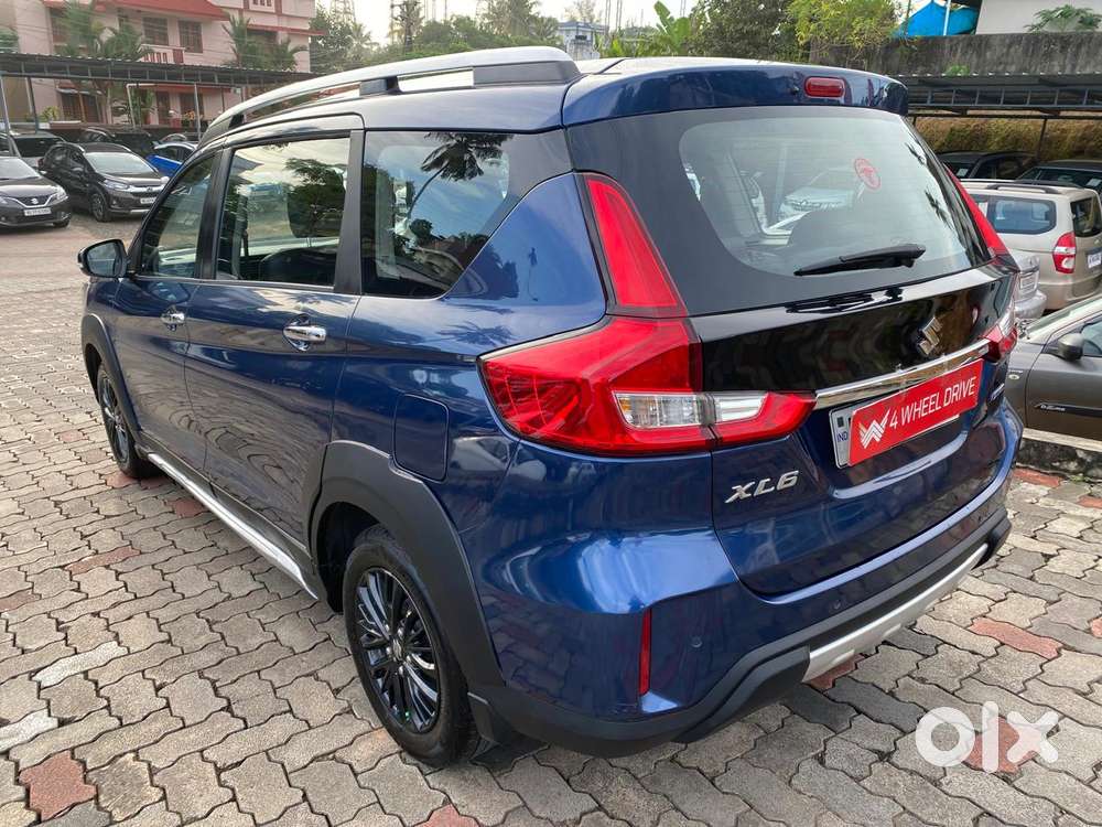 Maruti Suzuki Xl6 1.5 Zeta At, 2020