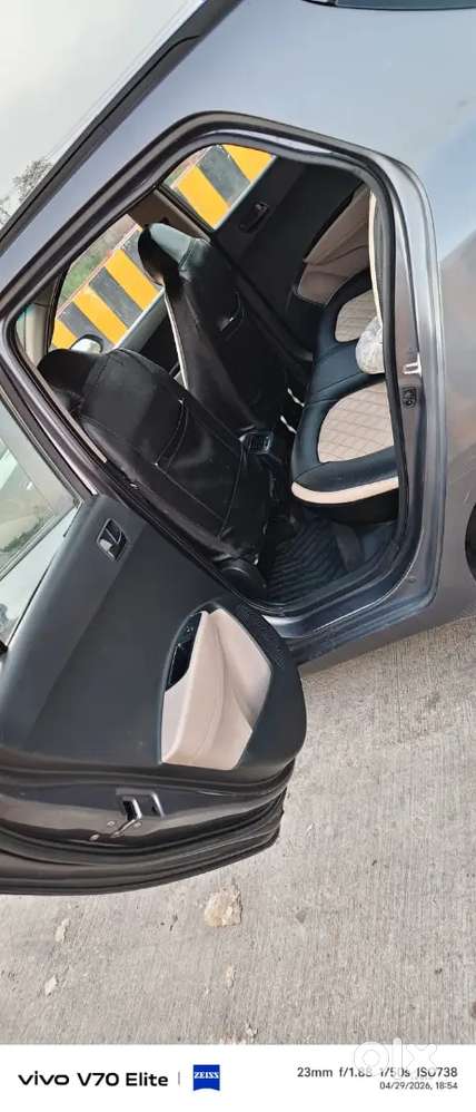 Modal 2019 November,koy Kami Nahi Ha Car Ma