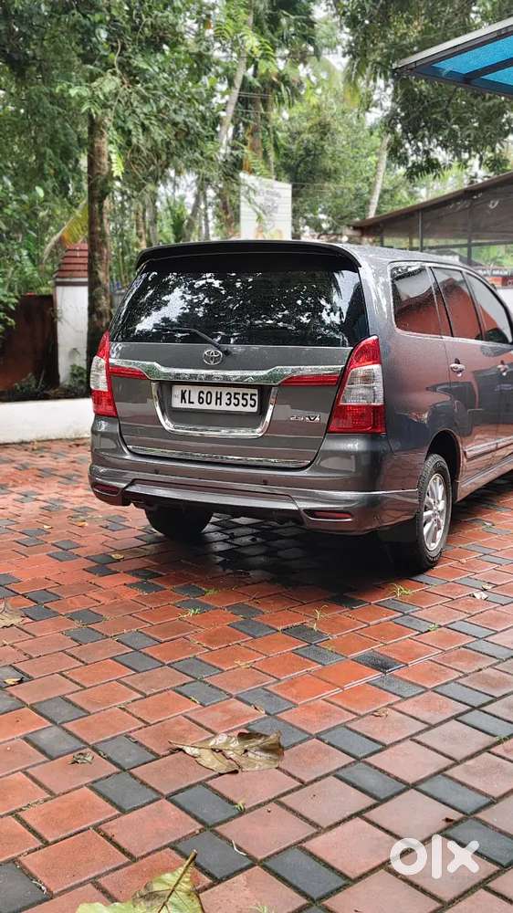 2014 Innova V Diesel Original Kerala Excellent Condition