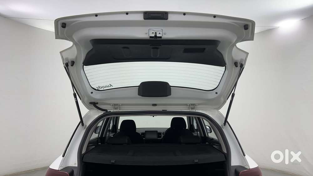 Hyundai Venue Sx Plus Turbo Dct, 2022, Petrol