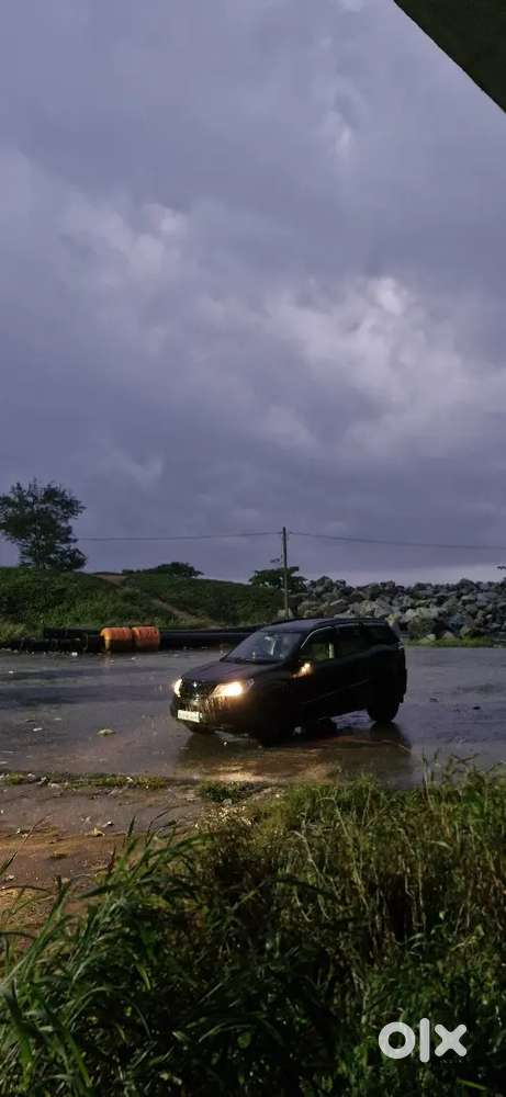 Mahindra Xuv500 2013