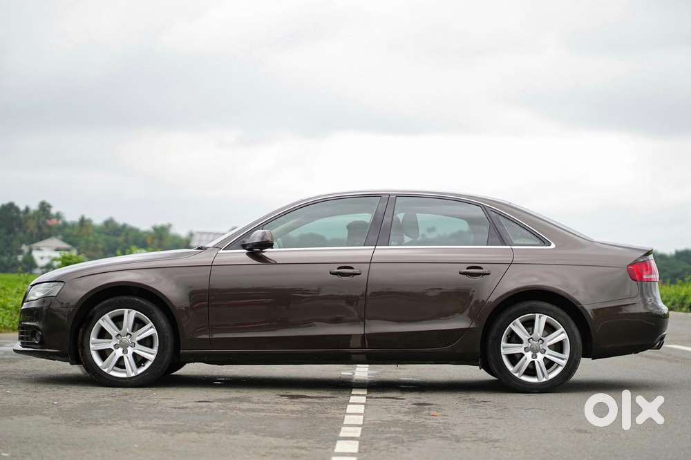 Audi A4 2.0 Tdi Premium With Sunroof, 2011, Diesel