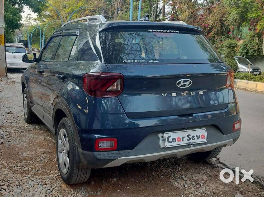 Hyundai Venue 1.2 S Plus, 2020, Petrol