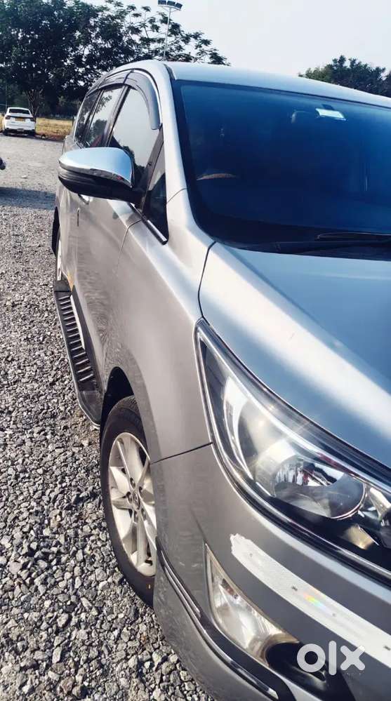 Toyota Innova Crysta 2019