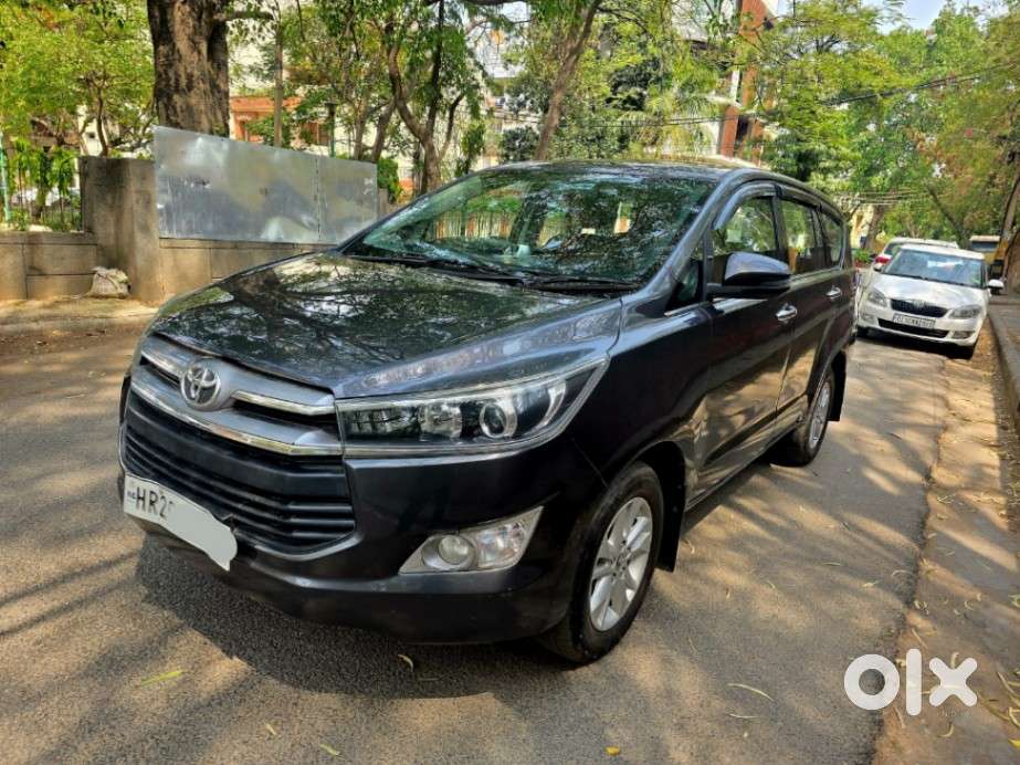 Toyota Innova Crysta 2.4 V 7 Str, 2016, Diesel