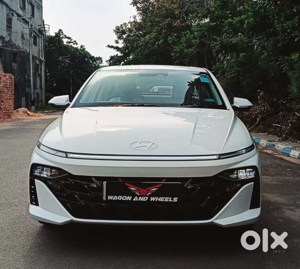 Hyundai Verna 1.5 Sx (o) Vtvt, 2024, Petrol