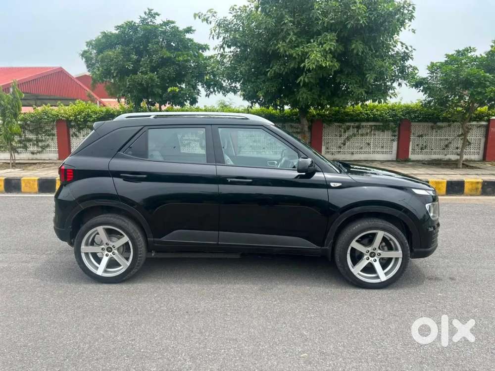 Hyundai Venue S 1.2 Petrol, 2024, Petrol
