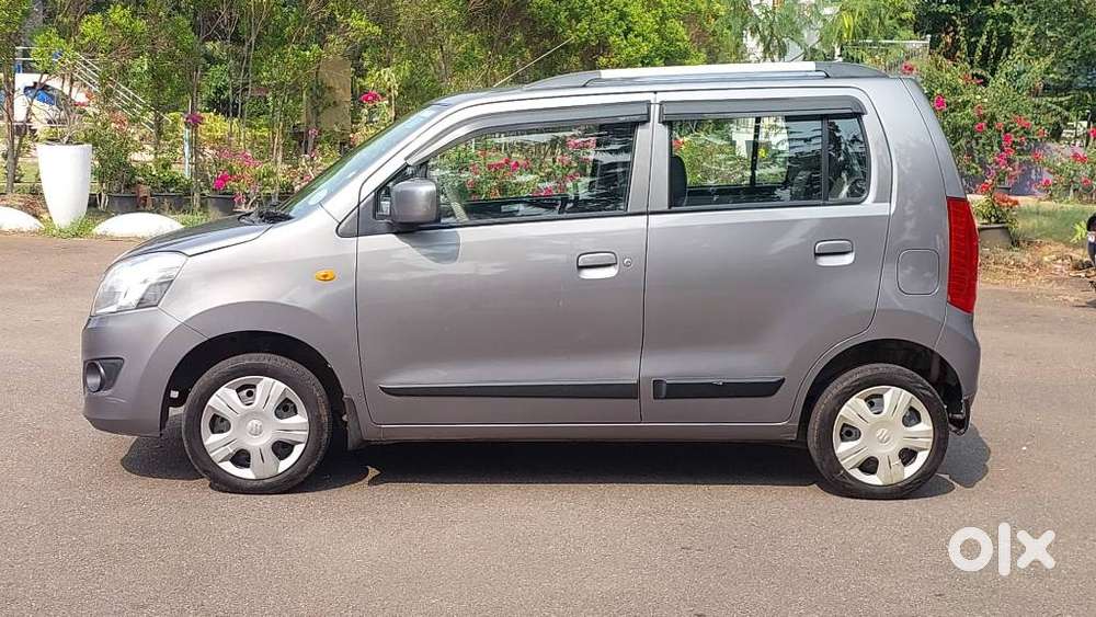 Maruti Suzuki Wagon R 1.0 Vxi Amt, 2015, Petrol