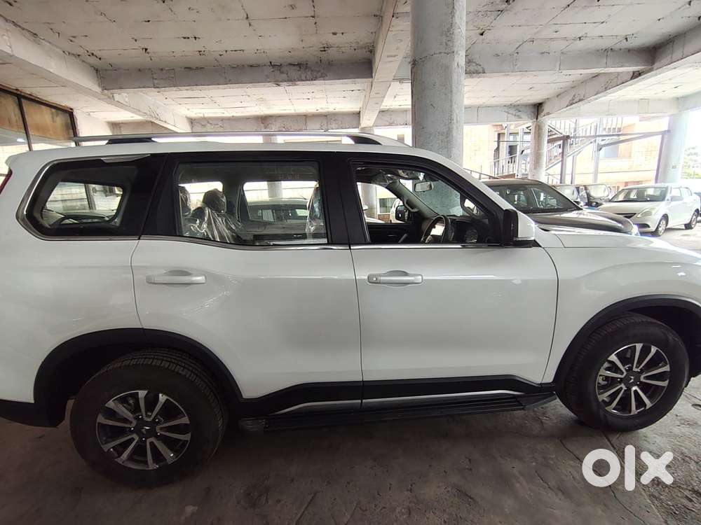 Mahindra Scorpio N Z8 Select Diesel At 2wd 7-seater, 2026, Diesel