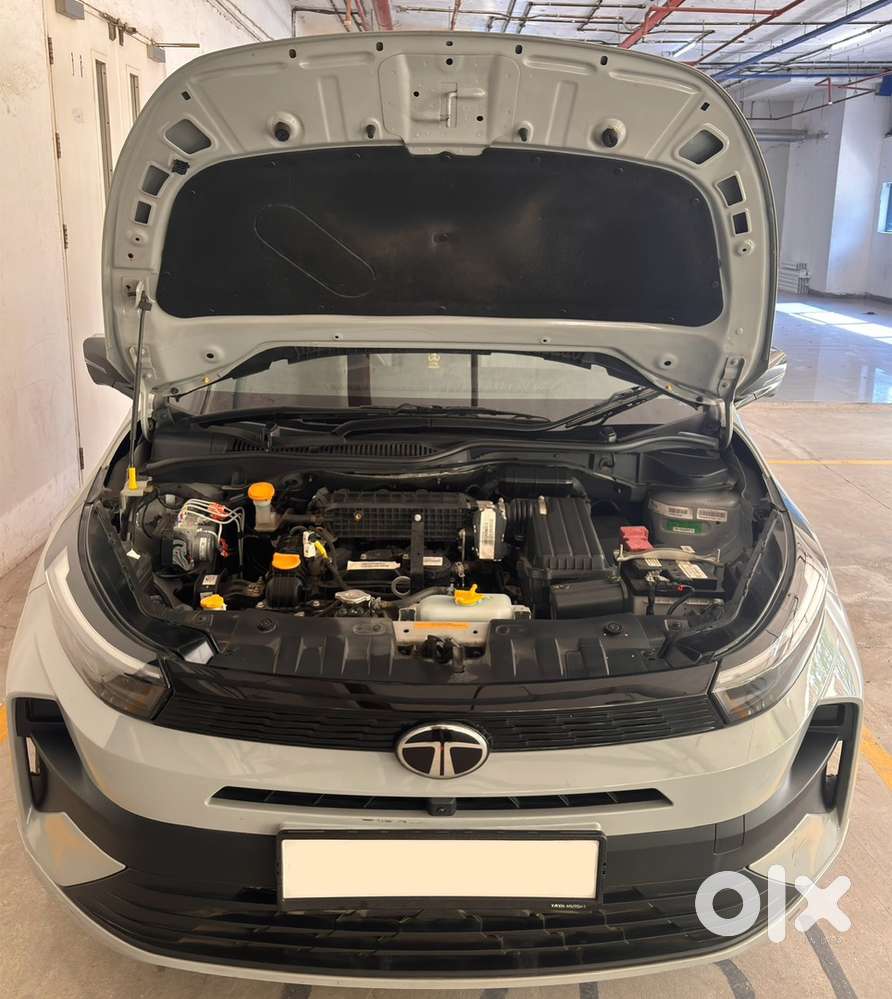 Tata Altroz Creative Amt 1.2l Revotron 2025