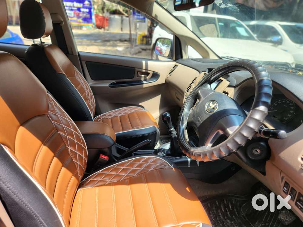 Toyota Innova 2.5 G (diesel) 8 Seater, 2016, Diesel