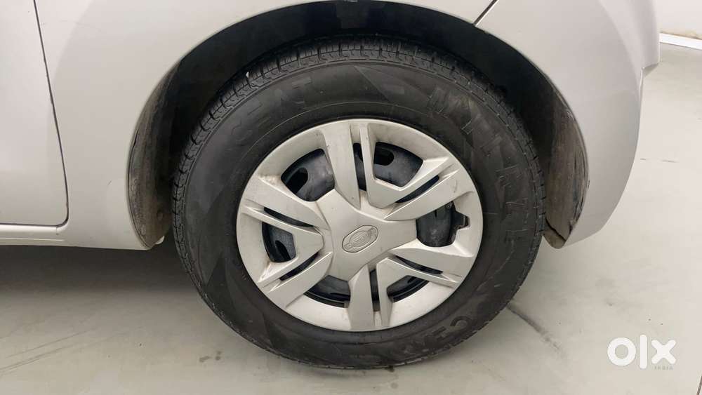 Datsun Redigo T Option, 2016, Petrol