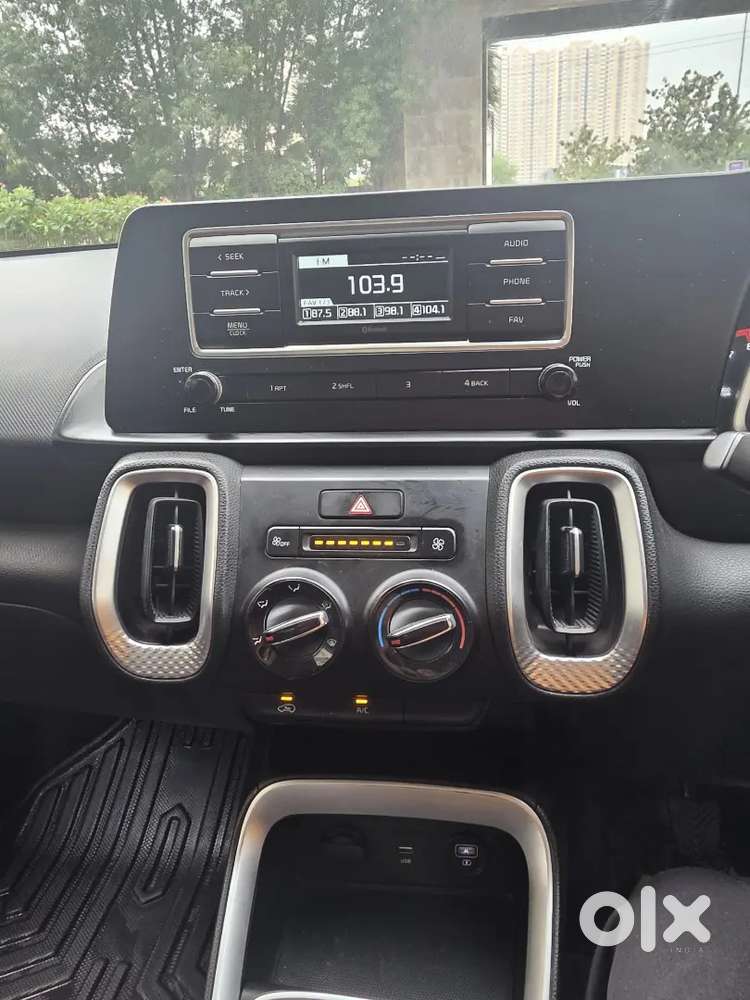 Kia Sonet 2020 Petrol 47000 Km Driven