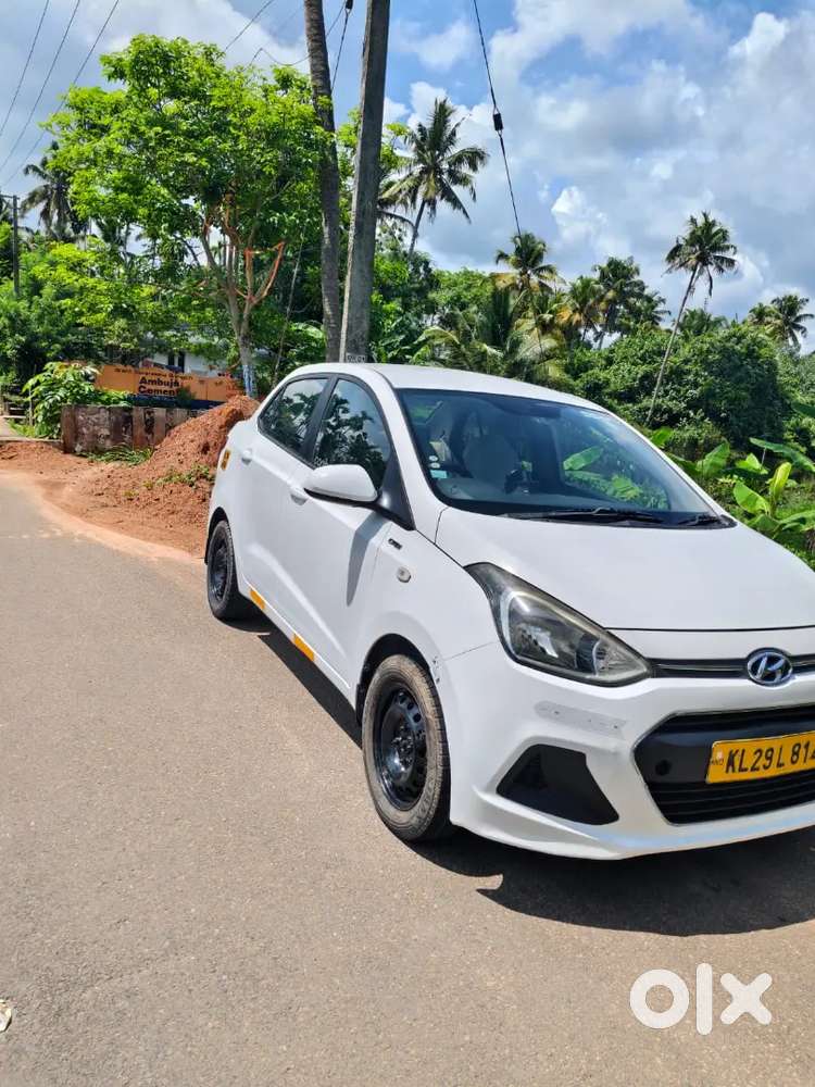 Hyundai Xcent 2016 Diesel Well Maintained