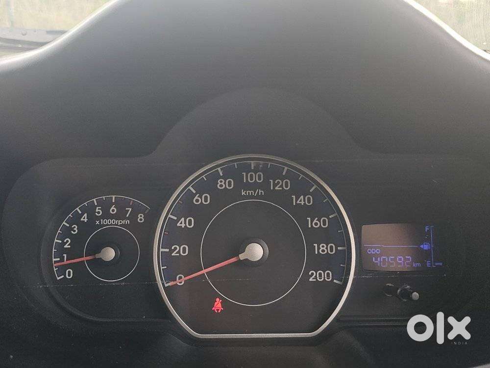 Hyundai I10 Sportz, 2012, Petrol
