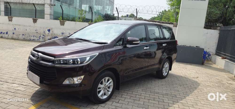Toyota Innova Crysta 2.4 V, 2017, Diesel